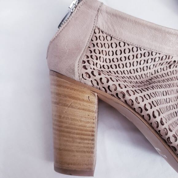 RON WHITE Shyla Perforated Laser-Cut Nappa Leather Peep Toe Ankle Booties Latte - Picture 6 of 10